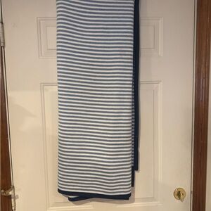 Chappywrap Blue and White Striped Blanket